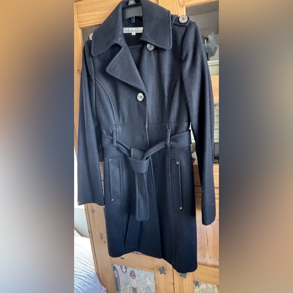 Kenneth Cole Elegant Black Wool Coat